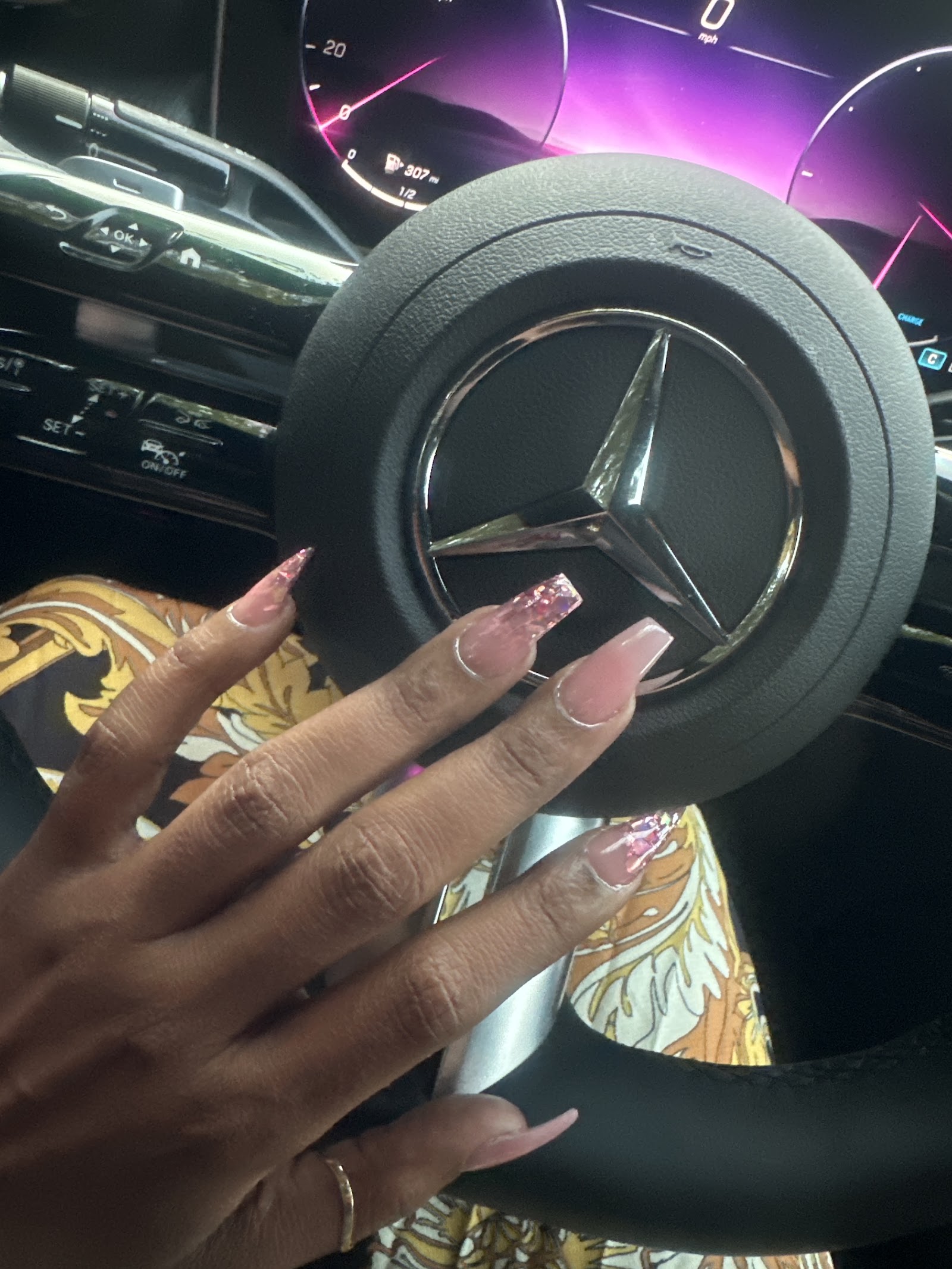 Platinum Pinkyz nail photo 5